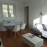 3 Chambres, Tres Lumineux Appartement