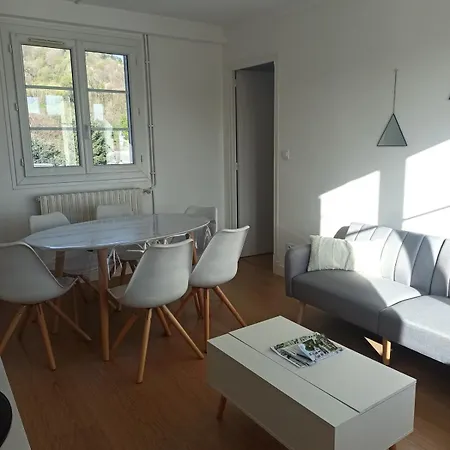 3 Chambres, Tres Lumineux Apartamento